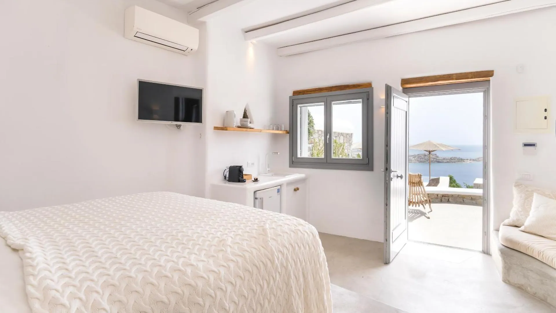 Villa Paoli - Private Pool, Sea View & Jacuzzi Mykonos Town